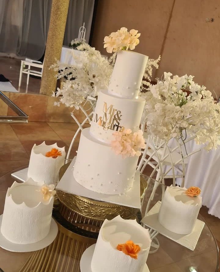 Timeless Elegance Wedding Cake