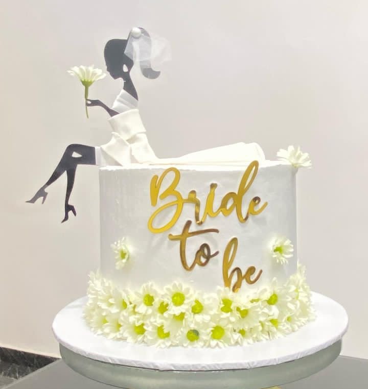 Daisy Bride-to-Be Cake